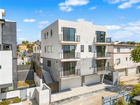 227 N Burlington Avenue, Los Angeles CA 90026