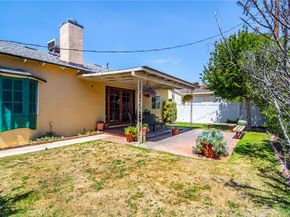 5300 Garden Grove Avenue, Tarzana CA 91356