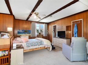5300 Garden Grove Avenue, Tarzana CA 91356