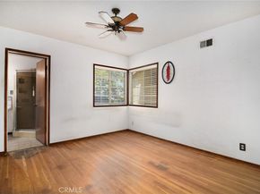 5300 Garden Grove Avenue, Tarzana CA 91356