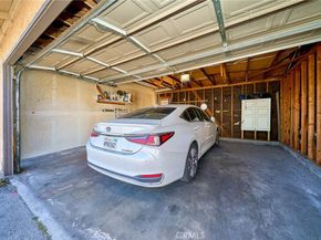 20951 Gault, Canoga Park CA 91303