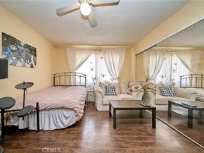 20951 Gault, Canoga Park CA 91303