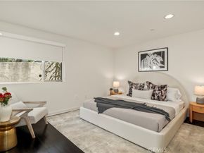 4005 Monroe Street 8, Los Angeles CA 90029