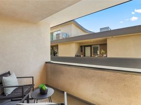 4005 Monroe Street 8, Los Angeles CA 90029