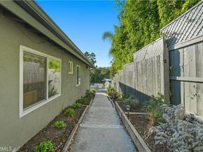1406 Manzanita, Los Angeles CA 90027