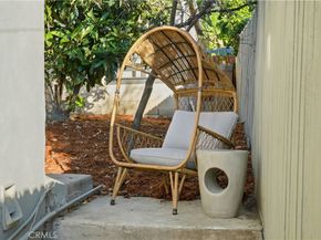 1406 Manzanita, Los Angeles CA 90027