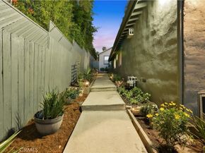 1406 Manzanita, Los Angeles CA 90027