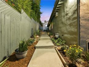 1406 Manzanita, Los Angeles CA 90027