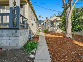 1406 Manzanita, Los Angeles CA 90027
