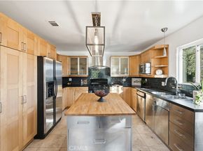 1406 Manzanita, Los Angeles CA 90027