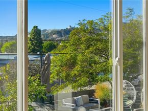 1406 Manzanita, Los Angeles CA 90027