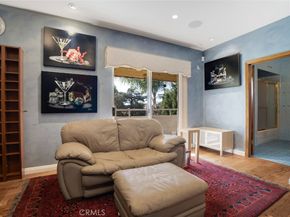 2205 N Catalina Street, Los Angeles CA 90027