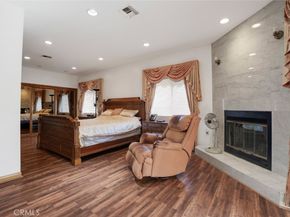 2205 N Catalina Street, Los Angeles CA 90027