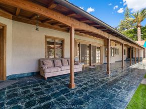 2205 N Catalina Street, Los Angeles CA 90027