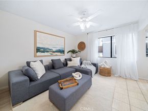 18100 Burbank 11, Tarzana CA 91356