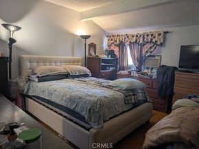 13107 Del Sur, San Fernando CA 91340