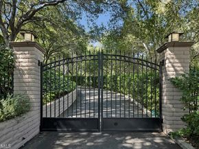 16700 Bosque Drive, Encino CA 91436