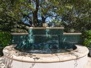 16700 Bosque Drive, Encino CA 91436