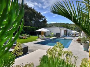 14753 Round Valley, Sherman Oaks CA 91403