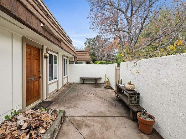 10140 Larwin Avenue 3, Chatsworth CA 91311