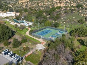 10140 Larwin Avenue 3, Chatsworth CA 91311