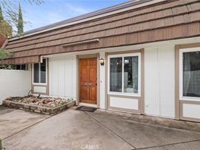 10140 Larwin Avenue 3, Chatsworth CA 91311