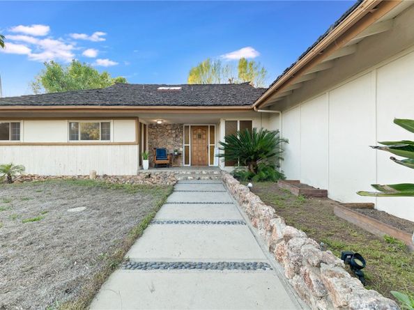 10261 Calvin, Northridge CA 91324