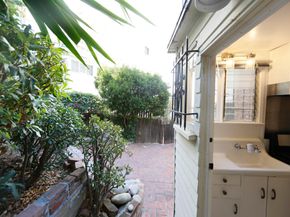 5924 Graciosa Drive, Los Angeles CA 90068