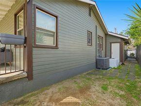 21511 Bassett St. & 6903 Alabama Ave., Canoga Park CA 91303