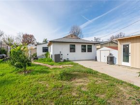 7410 Cozycroft Avenue, Winnetka CA 91306