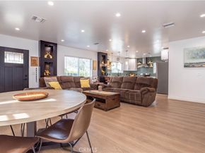 7410 Cozycroft Avenue, Winnetka CA 91306