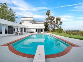 2906 Elvido Drive, Los Angeles CA 90049