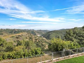 2906 Elvido Drive, Los Angeles CA 90049