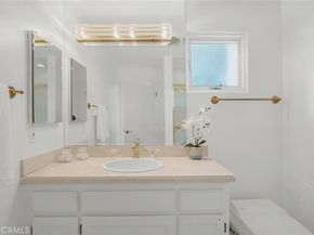 2906 Elvido Drive, Los Angeles CA 90049