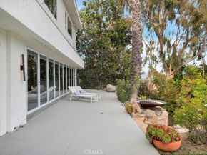 2906 Elvido Drive, Los Angeles CA 90049