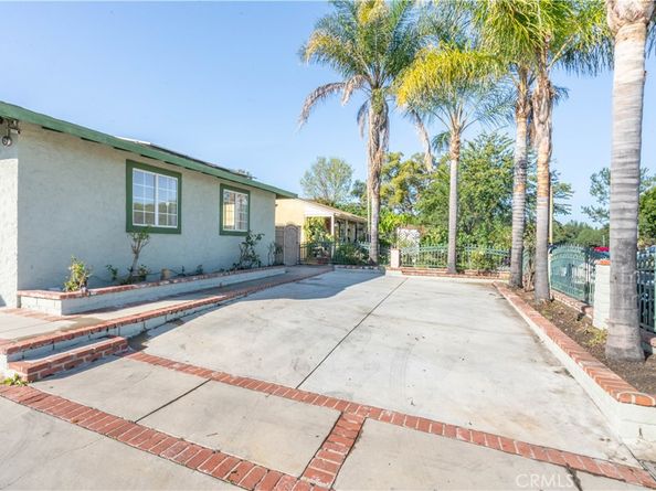 8855 Tyrone Avenue, Panorama City CA 91402