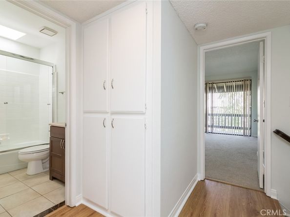 5711 Owensmouth Avenue 116, Woodland Hills CA 91367