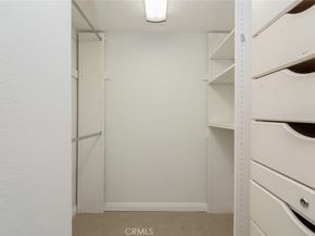 5711 Owensmouth Avenue 116, Woodland Hills CA 91367