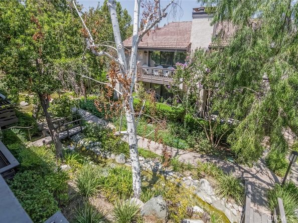 5711 Owensmouth Avenue 116, Woodland Hills CA 91367