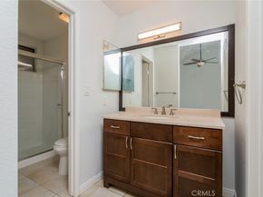 5711 Owensmouth Avenue 116, Woodland Hills CA 91367