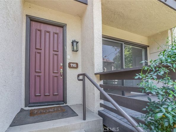 5711 Owensmouth Avenue 116, Woodland Hills CA 91367