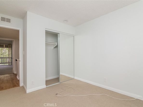 5711 Owensmouth Avenue 116, Woodland Hills CA 91367