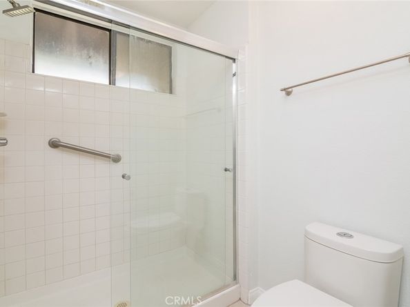 5711 Owensmouth Avenue 116, Woodland Hills CA 91367