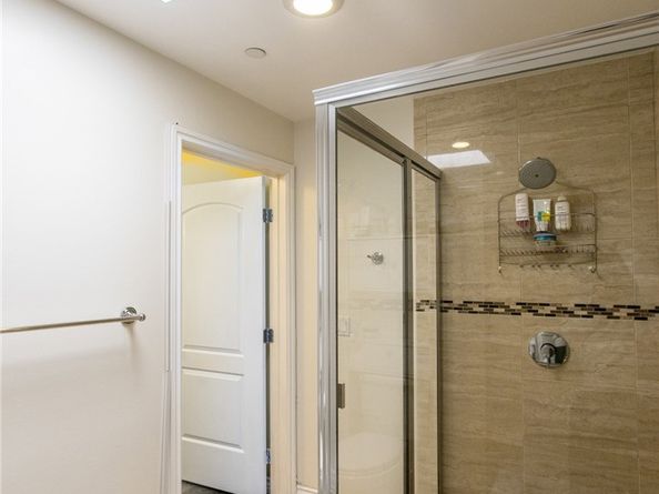 517 S Wilton Place 5, Los Angeles CA 90020