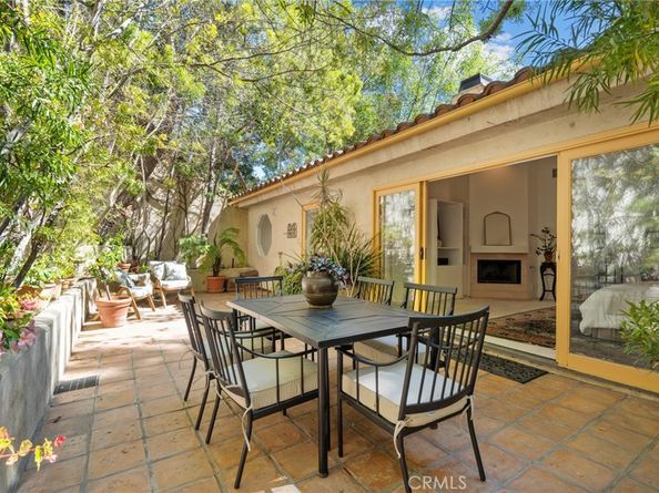 10055 Reevesbury Drive, Beverly Hills CA 90210