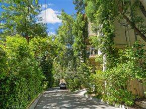 10055 Reevesbury Drive, Beverly Hills CA 90210