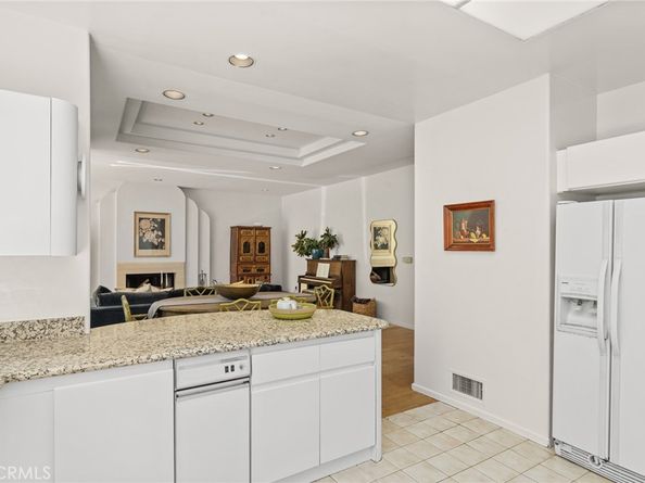 10055 Reevesbury Drive, Beverly Hills CA 90210