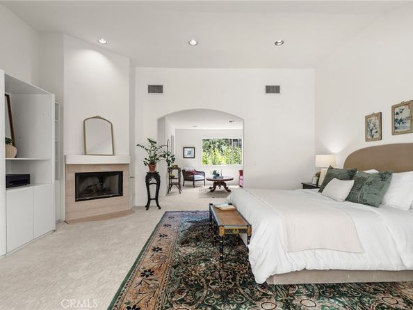 10055 Reevesbury Drive, Beverly Hills CA 90210