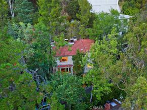 10055 Reevesbury Drive, Beverly Hills CA 90210