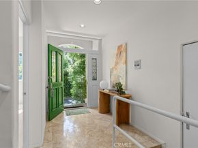 10055 Reevesbury Drive, Beverly Hills CA 90210